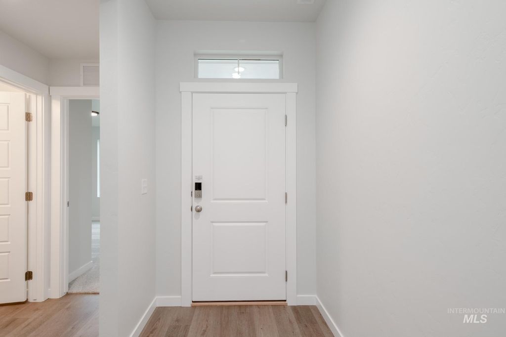 Photo of 16645 Sentinel Ave, Caldwell, ID 83607 (MLS # 98968401)