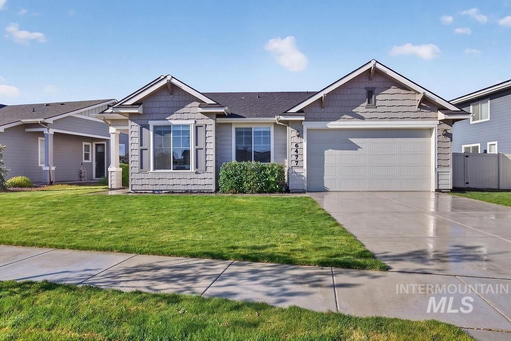 Photo of 6477 E Monroe St, Nampa, ID 83687 (MLS # 98985352)