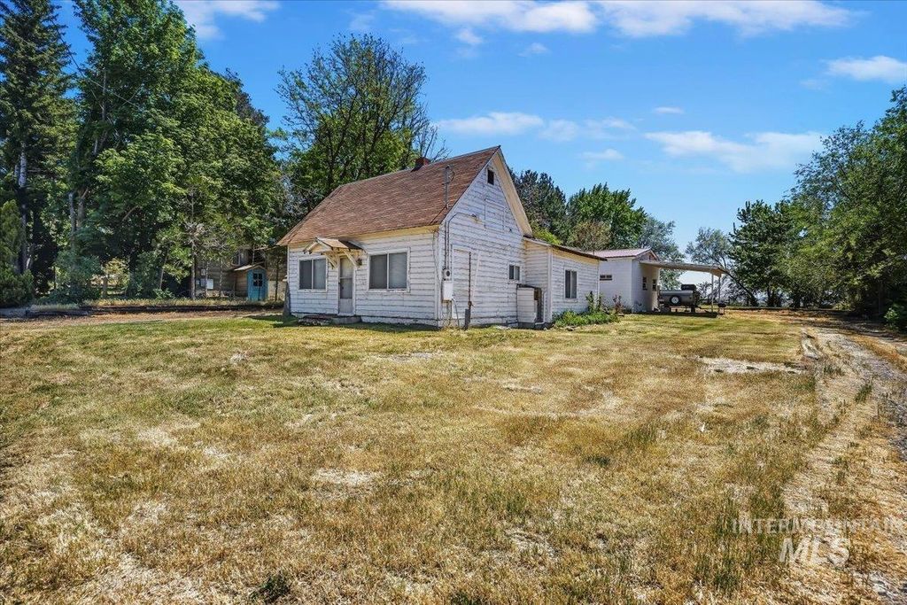 Photo of 210 Hagerman Ave E Ave, Hagerman, ID 83332 (MLS # 98986578)