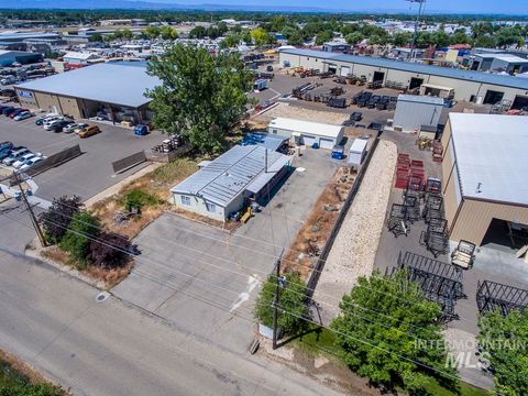 511 N 39th St Nampa ID 83687