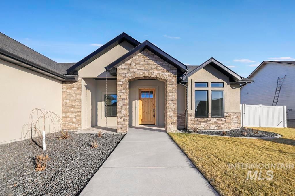 Photo of 530 Full Moon Way, Twin Falls, ID 83301 (MLS # 98971612)