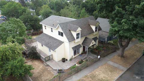 Photo of 228 N Lilly St, Moscow, ID 83843 (MLS # 98998471)