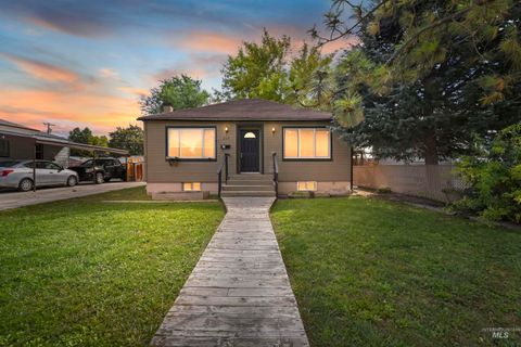 219 Meffan Ave Nampa ID 83651