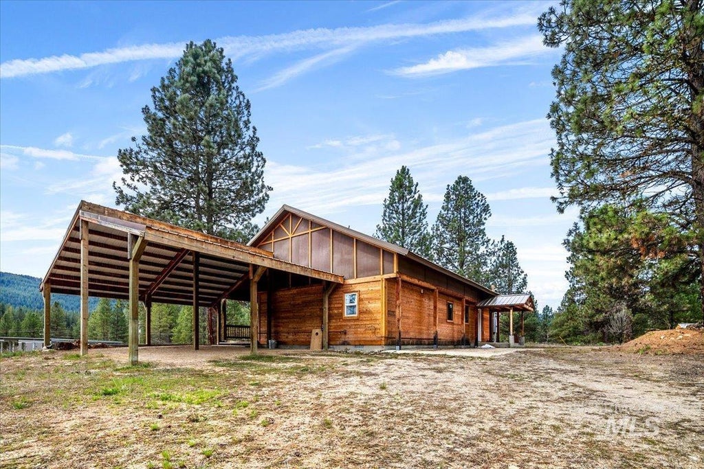 Photo of 29 Mcintyre Gulch Rd, Idaho City, ID 83631 (MLS # 98997036)