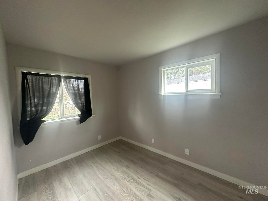 Photo of 811 E Liberty, Weiser, ID 83672 (MLS # 98984665)
