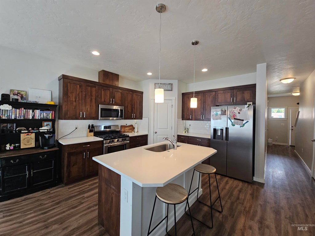 Photo of 116 NE 3rd Street, Fruitland, ID 83619 (MLS # 98998910)