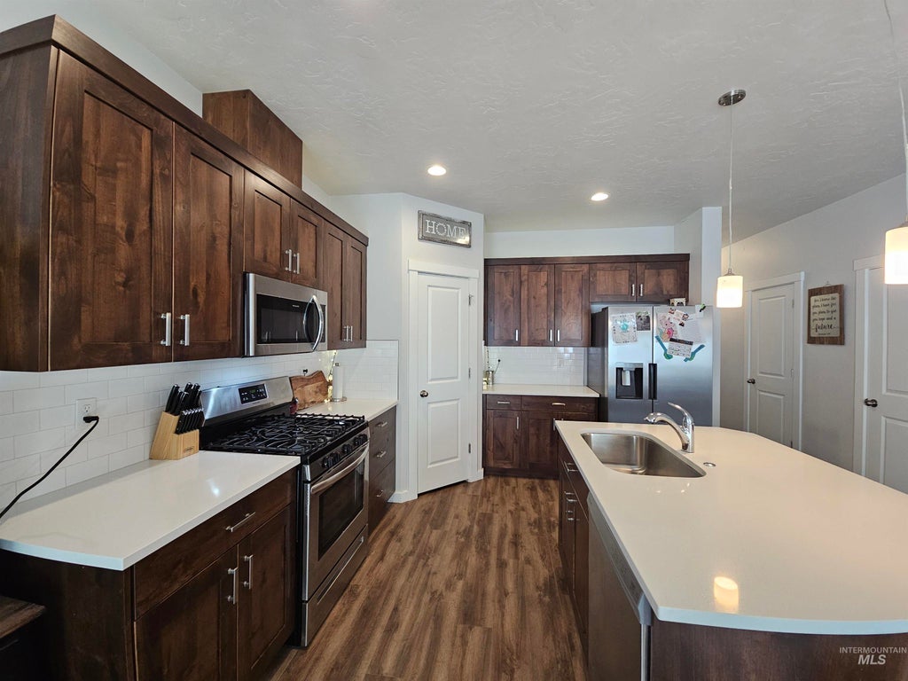 Photo of 116 NE 3rd Street, Fruitland, ID 83619 (MLS # 98998910)