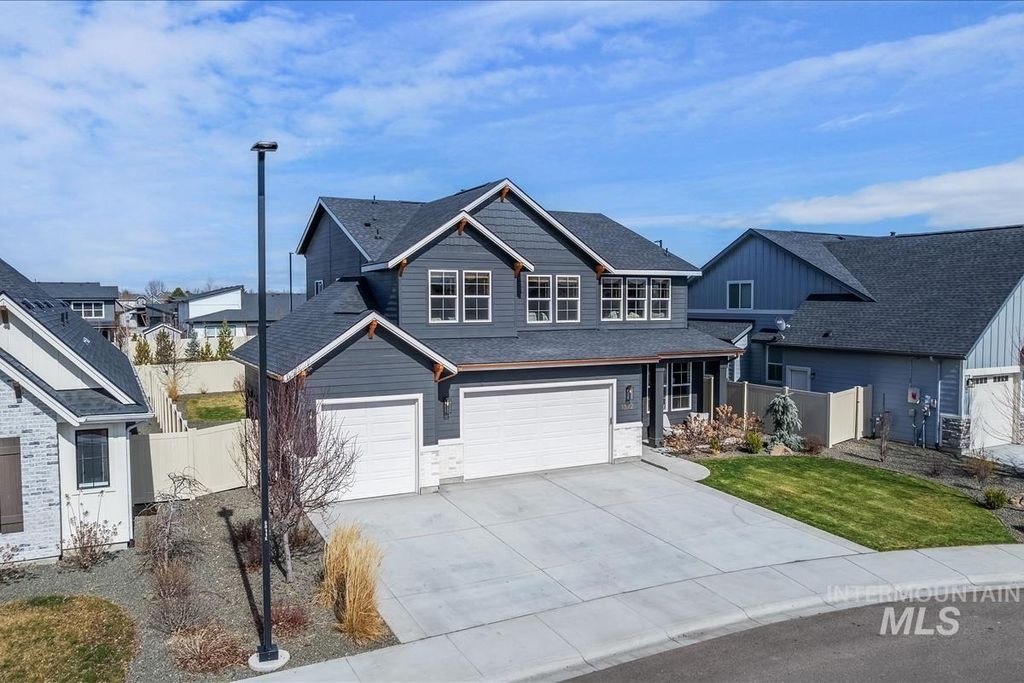 Photo of 1372 W Tiger Eye St, Kuna, ID 83634 (MLS # 98977559)