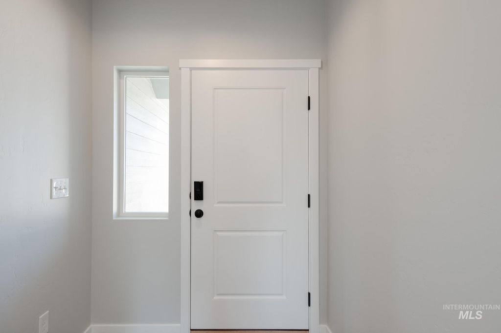 Photo of 17676 N Boone Peak Ave, Nampa, ID 83687 (MLS # 98974796)