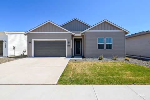 Photo of 2592 N Leatherwood Ave, Star, ID 83669 (MLS # 98960149)