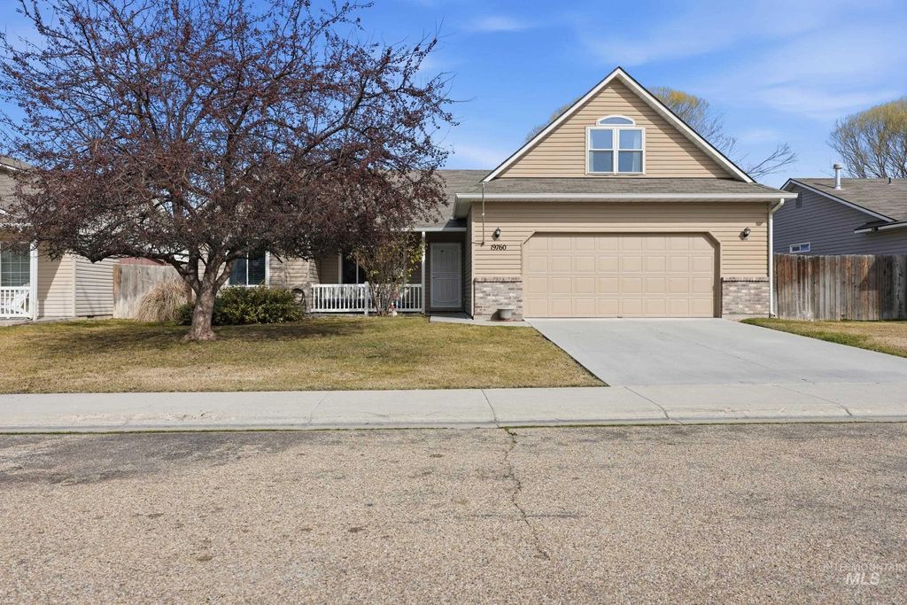 Photo of 19760 Alleghenny Way, Caldwell, ID 83605 (MLS # 98976150)