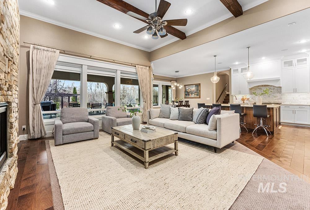 698 W Back Forty Dr.