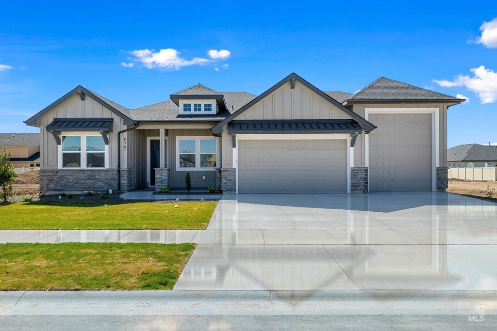 Photo of 13 E Strut Way, Boise, ID 83716 (MLS # 98958647)