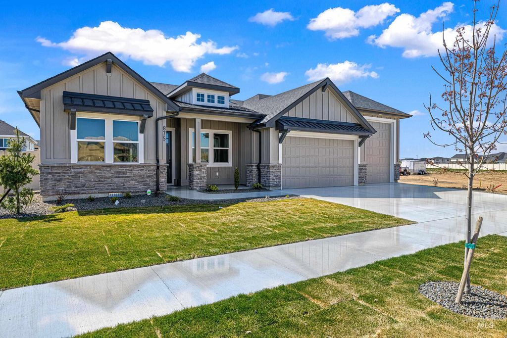 Photo of 13 E Strut Way, Boise, ID 83716 (MLS # 98958647)