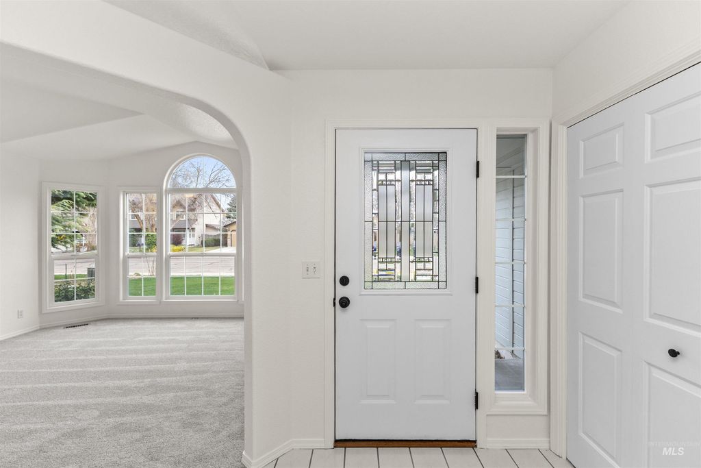 Photo of 3555 W. Woodmont Dr, Meridian, ID 83646 (MLS # 98979272)