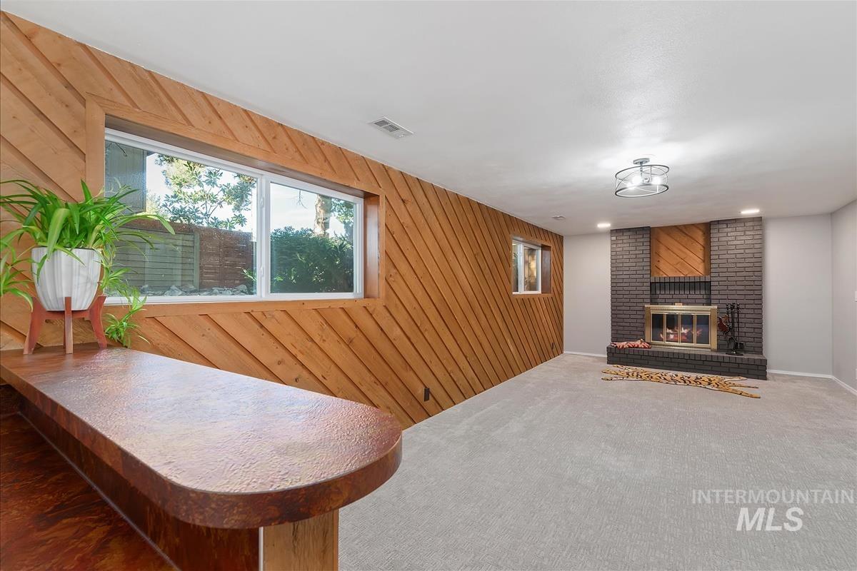 455 N Pebble Beach Way