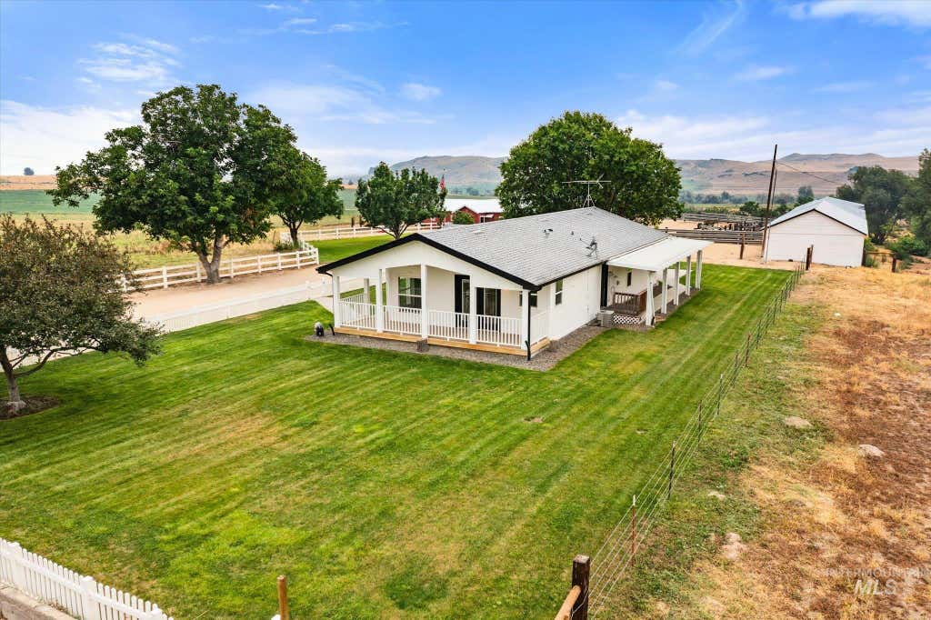Photo of 2283 Canyon Rd S Rd, Melba, ID 83641 (MLS # 98995194)