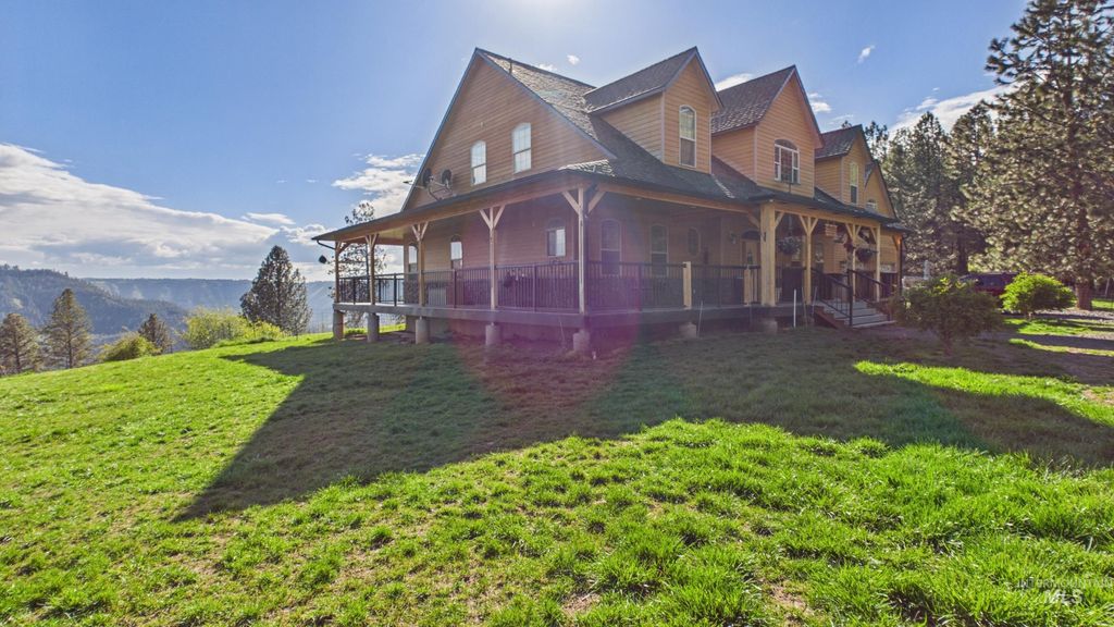 Photo of 5371 Upper Fords Creek #&amp; 5373 Upper fords C, Orofino, ID 83544 (MLS # 98980115)
