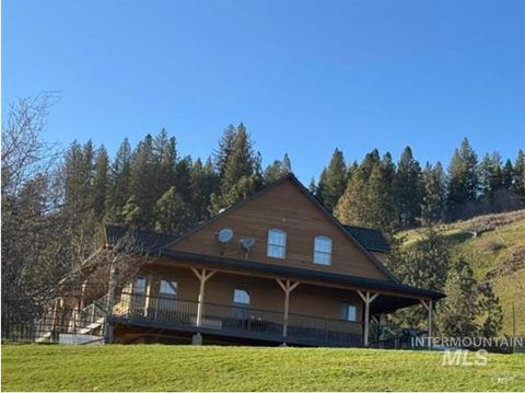 Photo of 5371 Upper Fords Creek #& 5373 Upper fords C, Orofino, ID 83544 (MLS # 98980115)