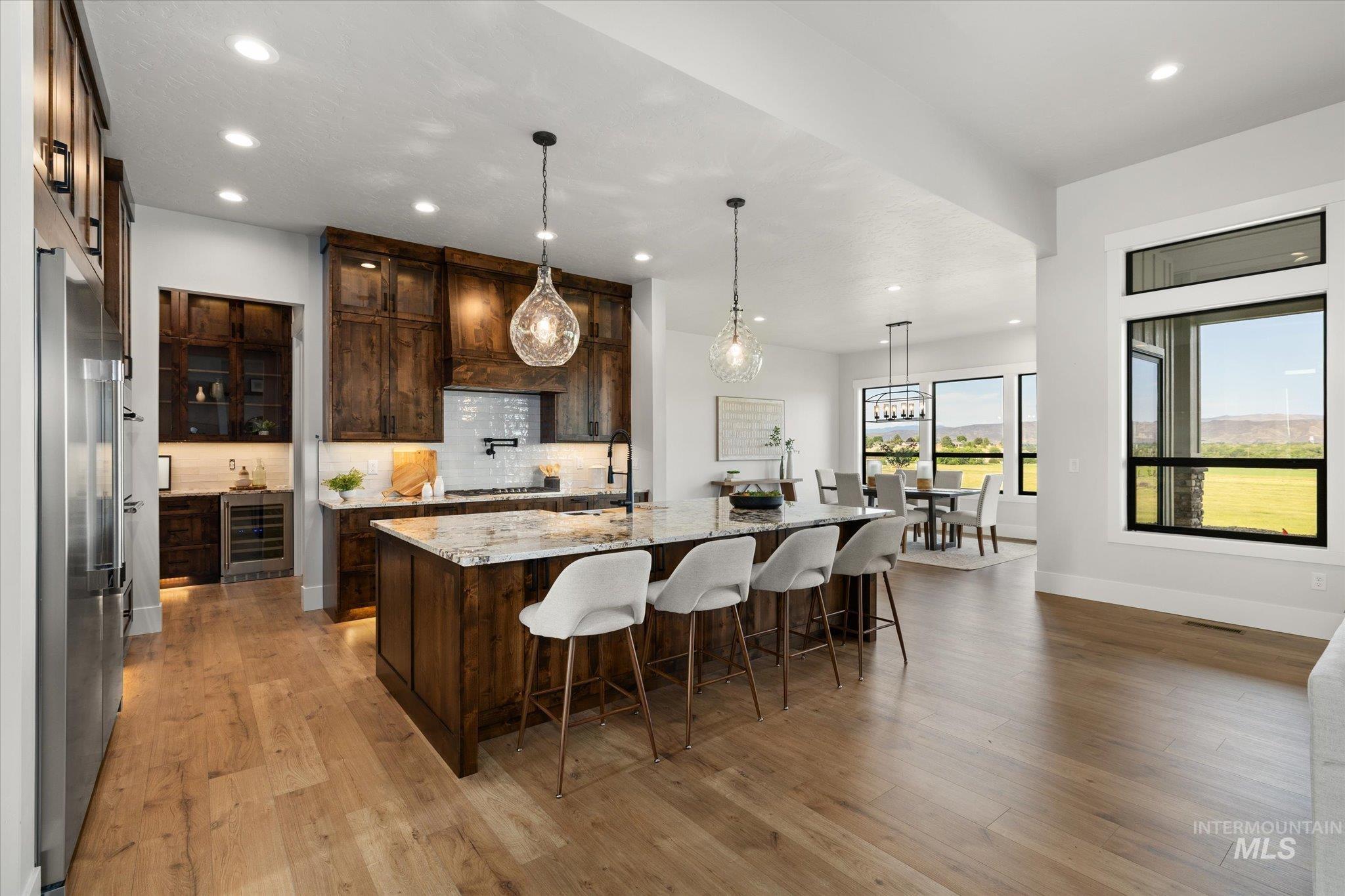 1015 Greenfields Lane