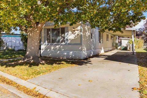 Photo of 376 Bonanza St, Boise, ID 83713 (MLS # 98966608)