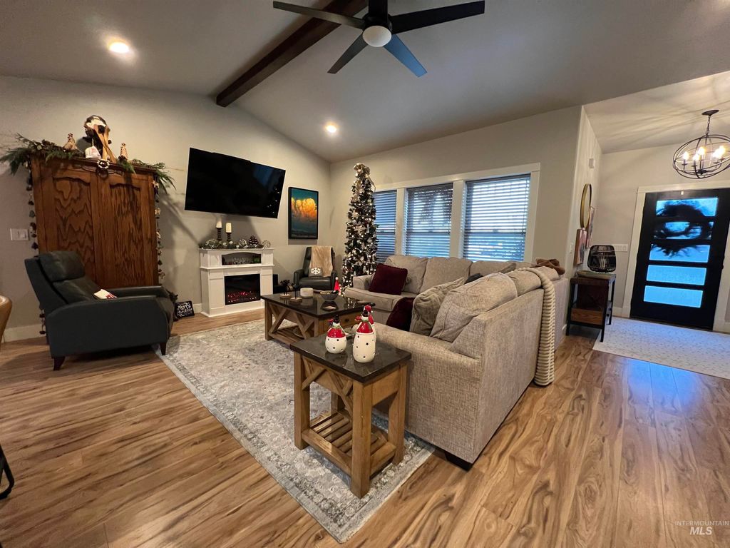 Photo of 2624 S 950 E, Hagerman, ID 83332 (MLS # 98969372)