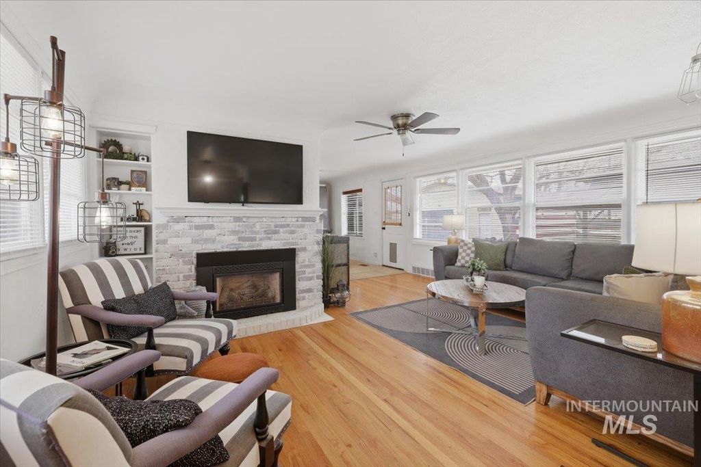 Photo of 2815 S Indiana Ave, Caldwell, ID 83605 (MLS # 98978115)