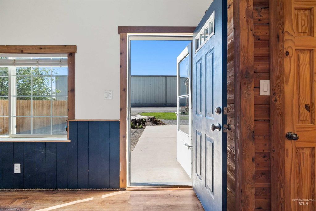 Photo of 526 North St, Filer, ID 83328 (MLS # 98987568)