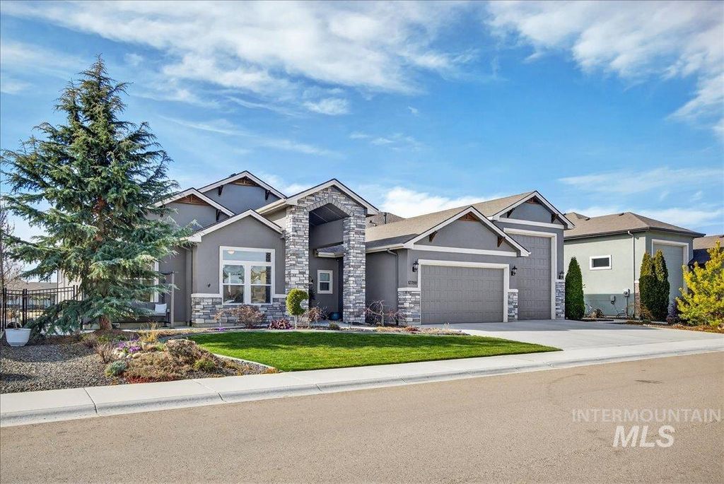 Photo of 12299 W Pavo St, Star, ID 83669 (MLS # 98978584)