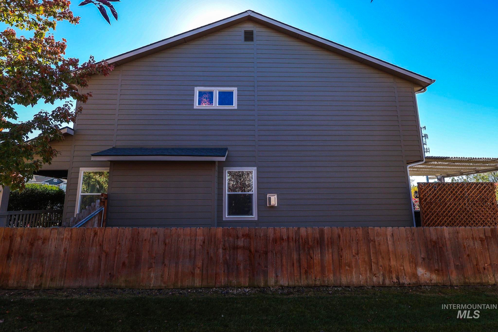 3451 N Anfield Ave