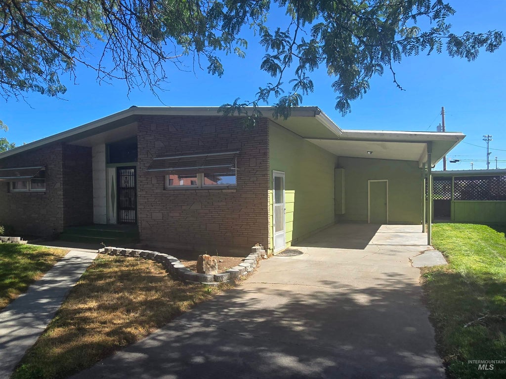 Photo of 1298 E 2nd, Weiser, ID 83672 (MLS # 98994002)