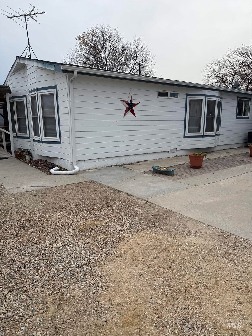 Photo of 19095 S Pleasant Valley Rd, Kuna, ID 83634 (MLS # 98968636)