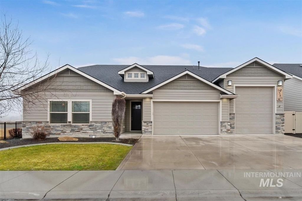 Photo of 9580 W Ringle Creek, Star, ID 83669 (MLS # 98976570)
