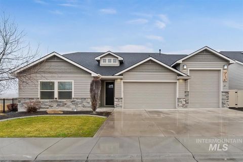 Photo of 9580 W Ringle Creek, Star, ID 83669 (MLS # 98976570)