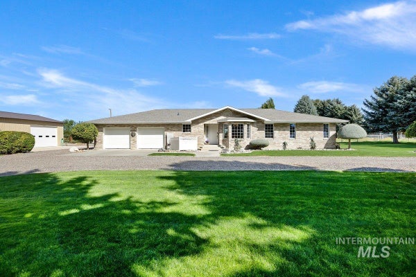62 E 300 S, BURLEY, ID 83318 - Image 8152e1dcb57f725ed0d1ffbefa3354f3/3712574151