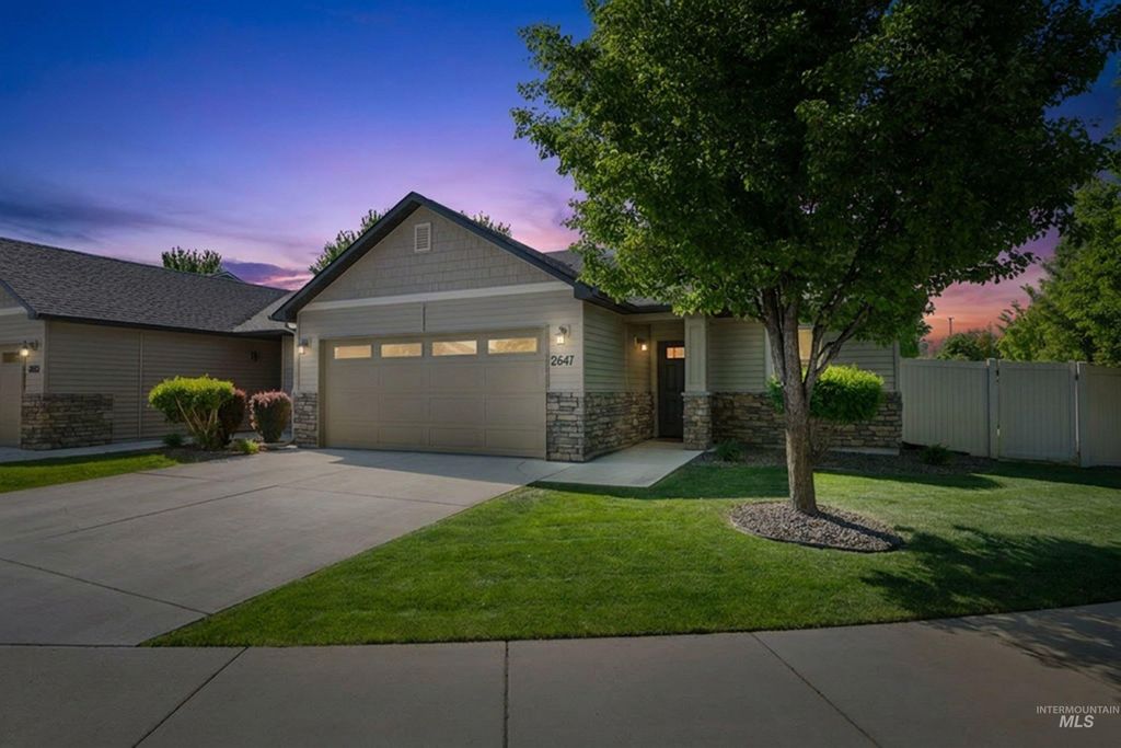 Photo of 2647 E Apricot Drive, Meridian, ID 83646 (MLS # 98985249)
