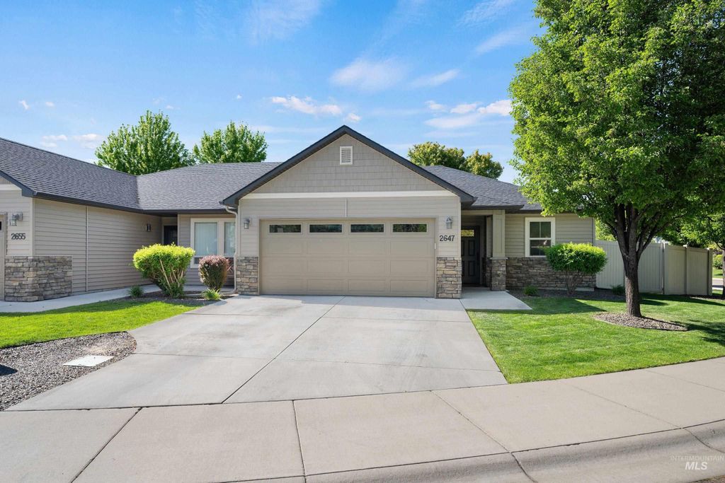 Photo of 2647 E Apricot Drive, Meridian, ID 83646 (MLS # 98985249)