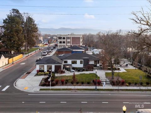 Photo of 128 S Eagle Rd, Eagle, ID 83616 (MLS # 98969566)