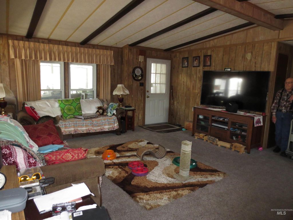 Photo of 2205 E Linden St #37, Caldwell, ID 83605 (MLS # 98993943)