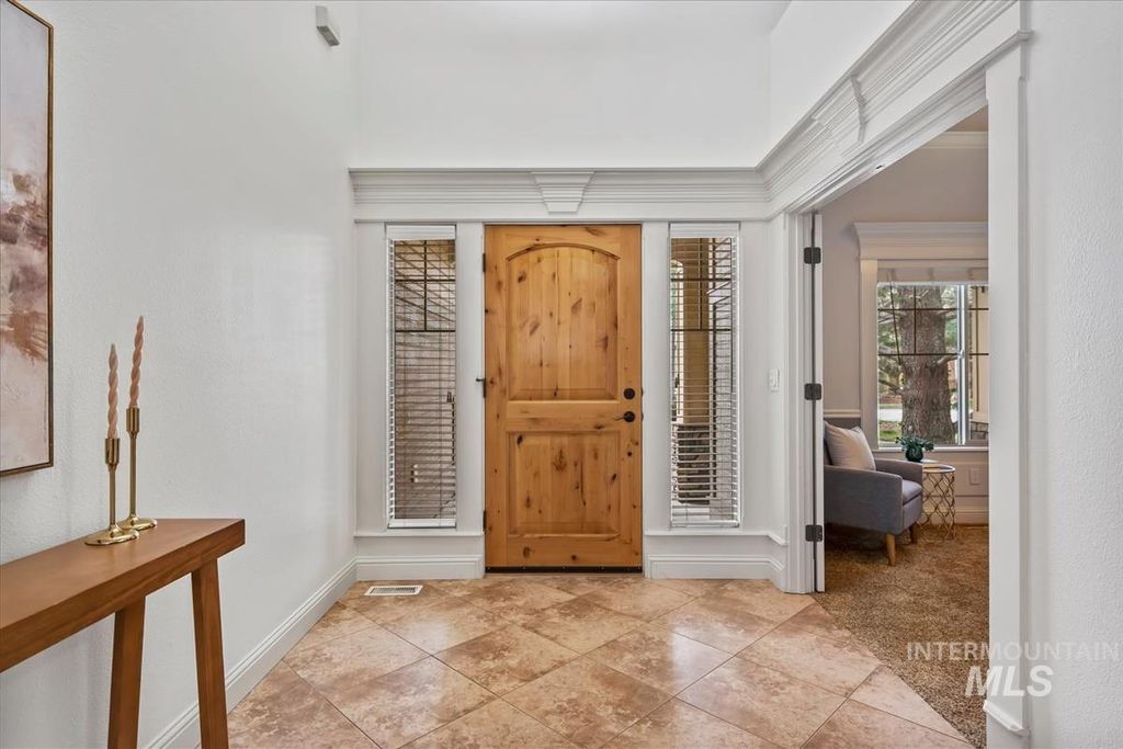 Photo of 4240 N Buckstone Pl, Meridian, ID 83646 (MLS # 98979386)