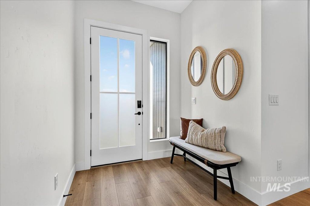 Photo of 7714 W Flathead Lake St, Eagle, ID 83616 (MLS # 98972072)