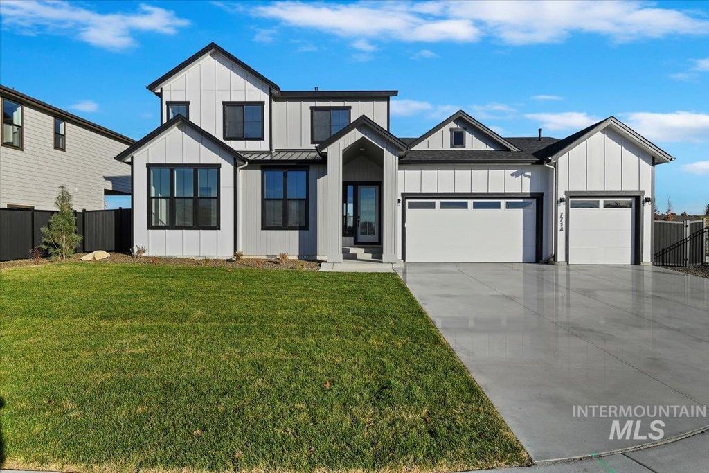 Photo of 7714 W Flathead Lake St, Eagle, ID 83616 (MLS # 98972072)