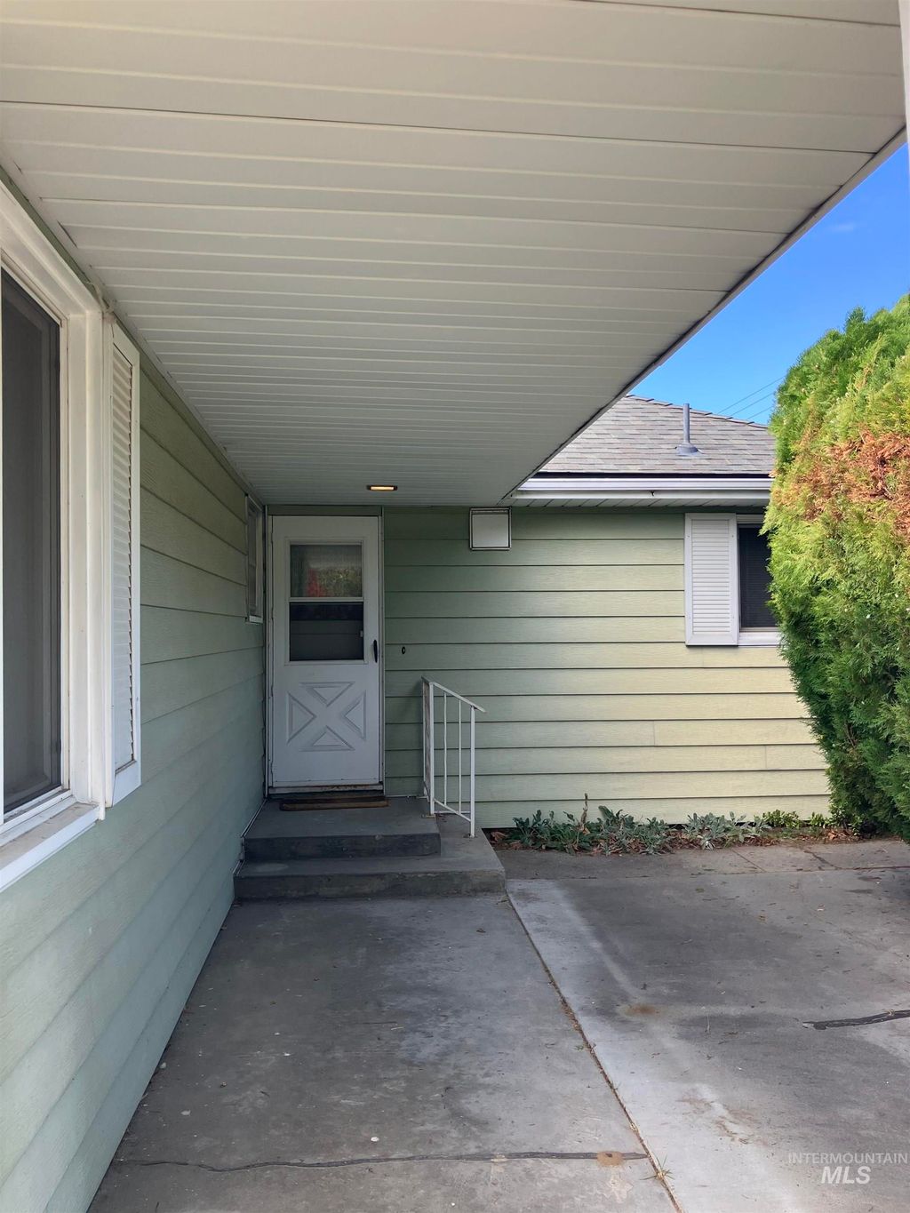 Photo of 1111 E Main Street, Emmett, ID 83617 (MLS # 98964819)