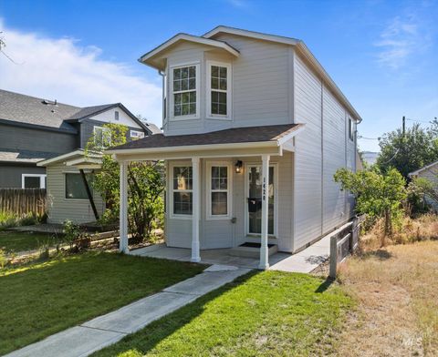1420 S Denver Boise ID 83706