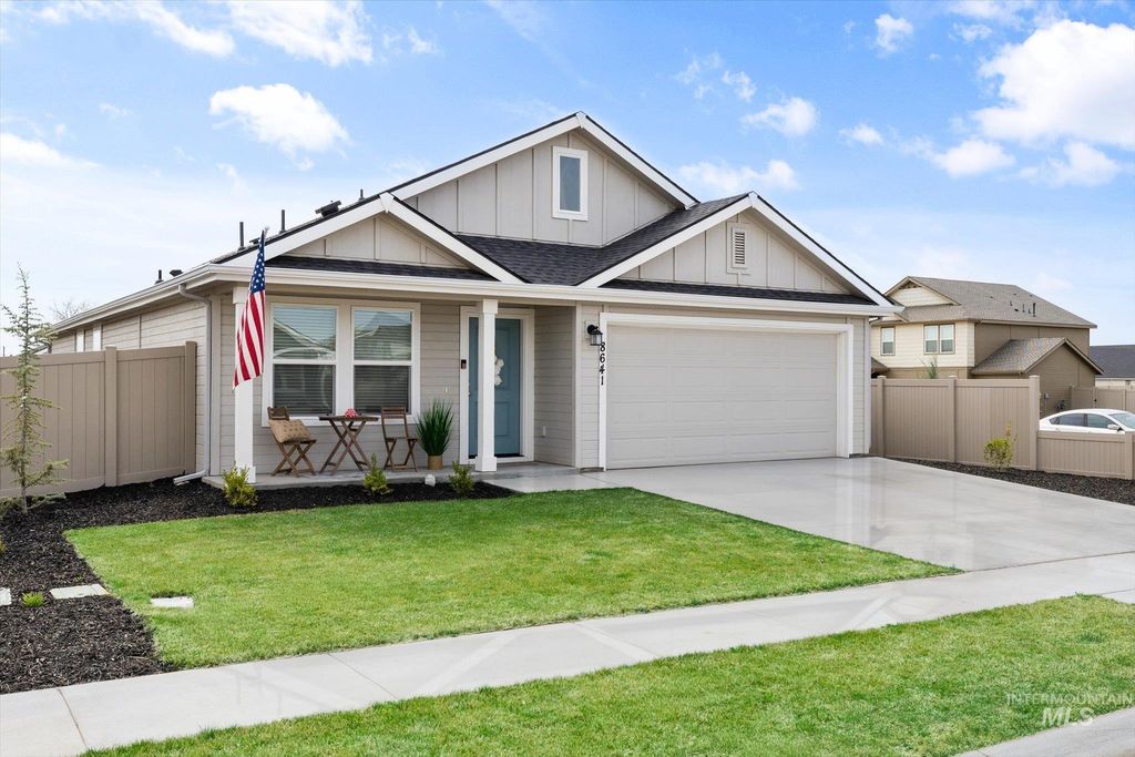 Photo of 8641 E Velvet Ash St, Nampa, ID 83687 (MLS # 98986508)