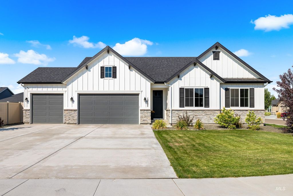 Photo of 18293 N. Begonia Way, Nampa, ID 83687 (MLS # 98963377)