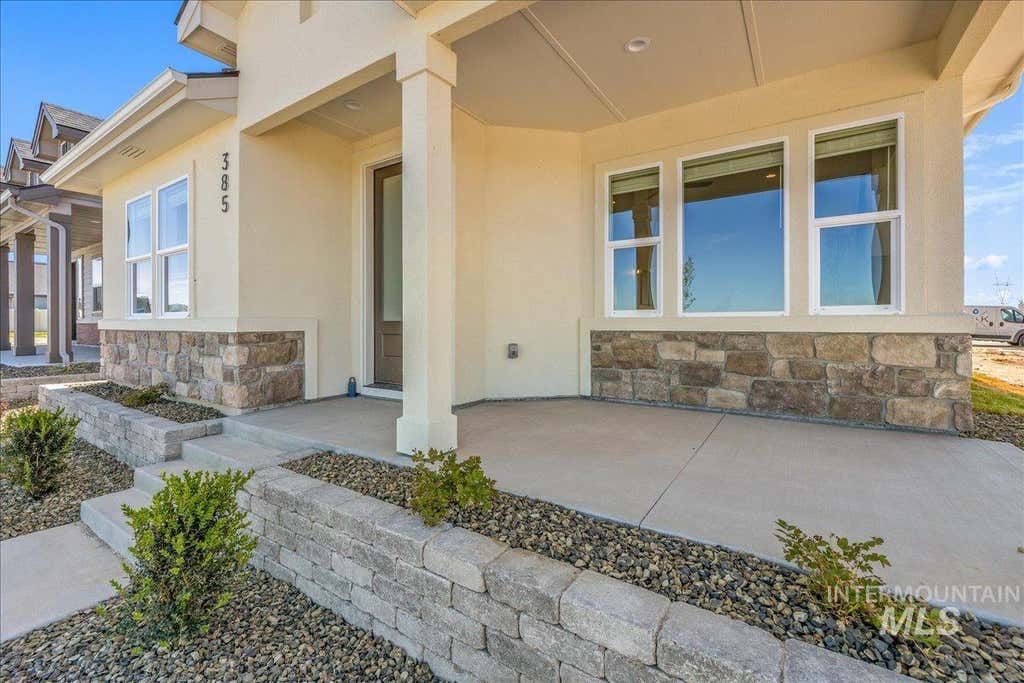Photo of 385 E Chevy Dr, Boise, ID 83716 (MLS # 98986885)