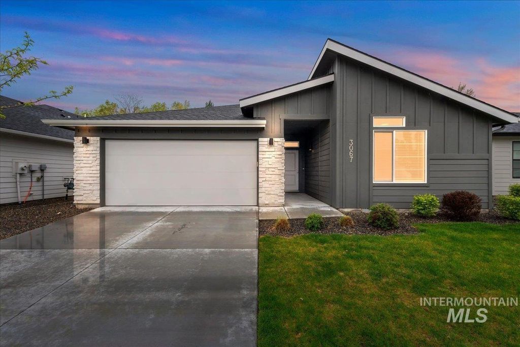 Photo of 3067 S Green Forest Way, Boise, ID 83709 (MLS # 98983564)