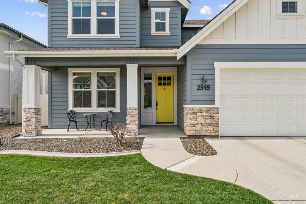 Photo of 2545 E Taormina Dr, Meridian, ID 83642 (MLS # 98979445)