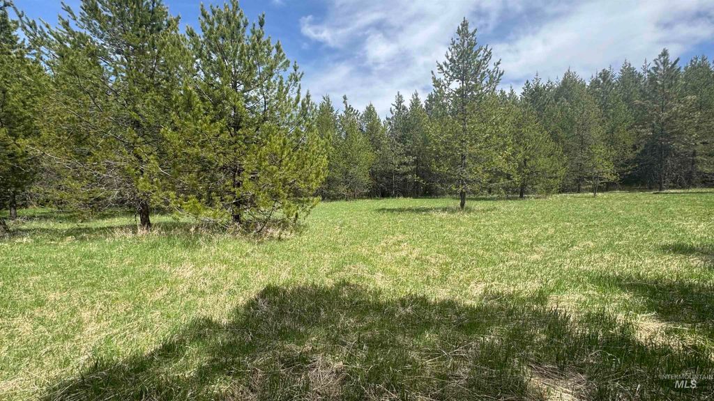 Photo of TBD Parcel 17-Bandmill Heights, Orofino, ID 83554 (MLS # 98944985)